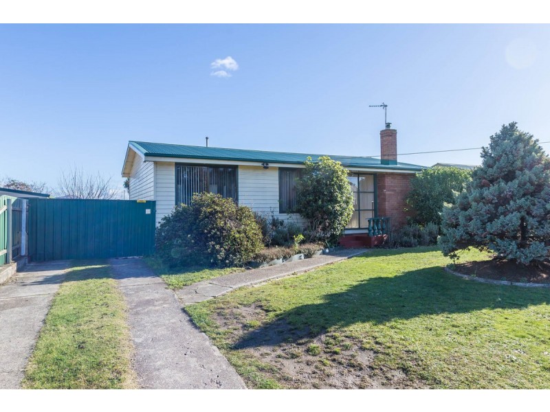18 Gaffney Street, Ulverstone TAS 7315