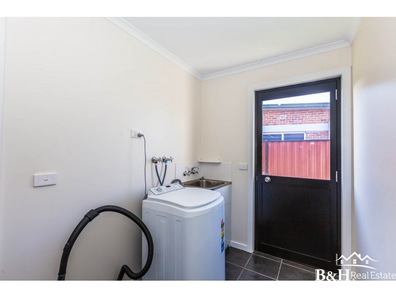 1/146b Main Street, Ulverstone TAS 7315