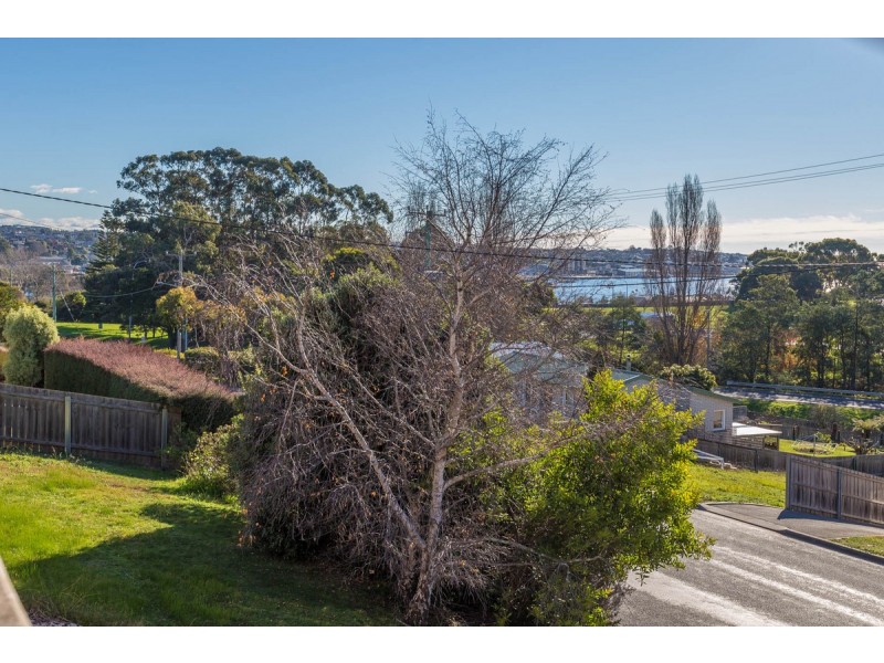 26 Winspears Road, East Devonport TAS 7310
