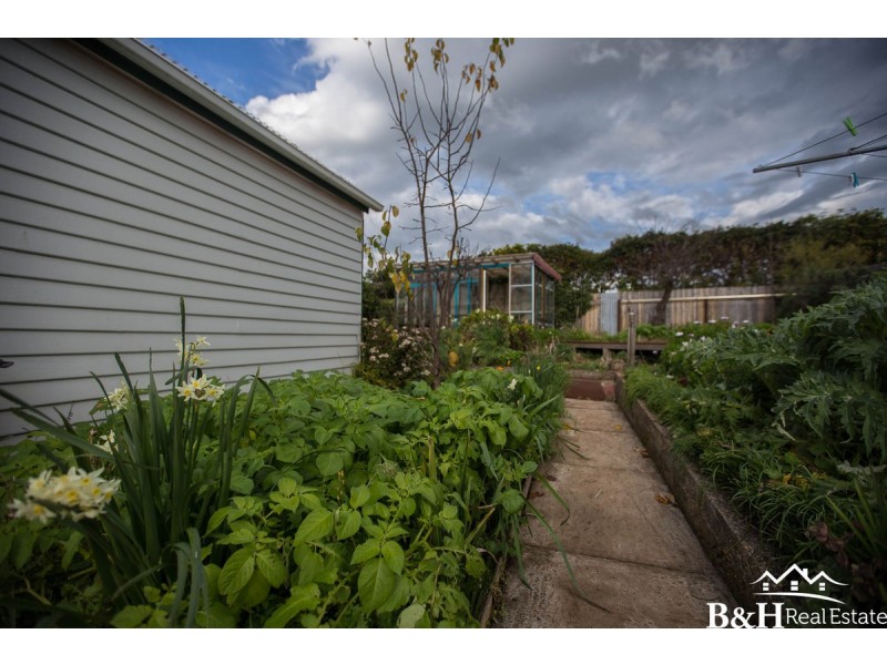 26 Malunna Crescent, Parklands TAS 7320