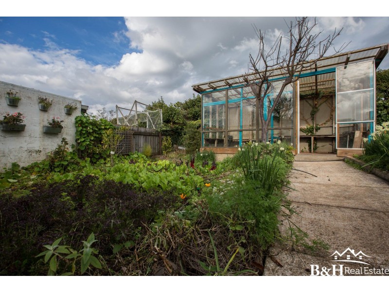 26 Malunna Crescent, Parklands TAS 7320