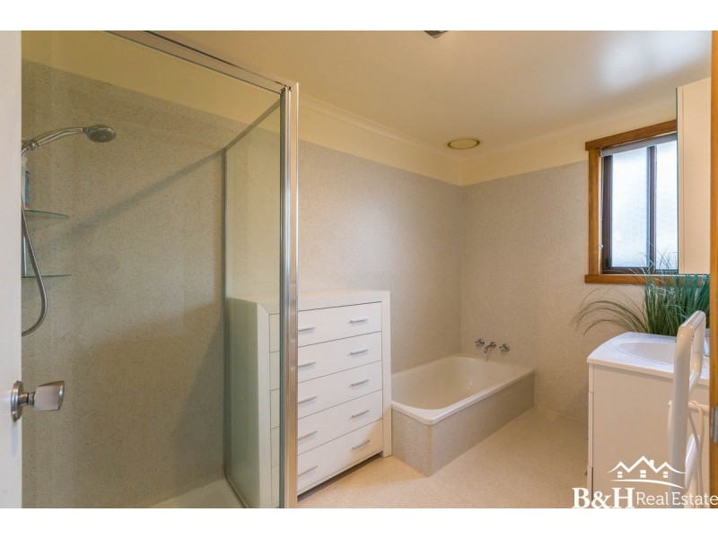 15 Josephine Street, West Ulverstone TAS 7315