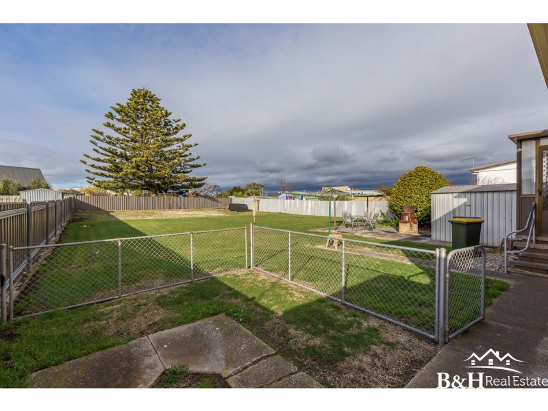 15 Josephine Street, West Ulverstone TAS 7315