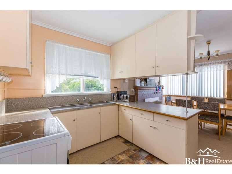 90 Clara Street, West Ulverstone TAS 7315