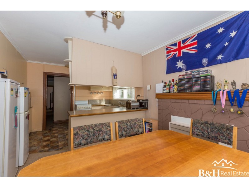 90 Clara Street, West Ulverstone TAS 7315