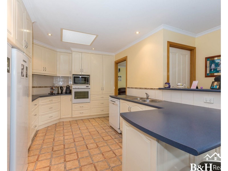 21 Pine Road, Penguin TAS 7316