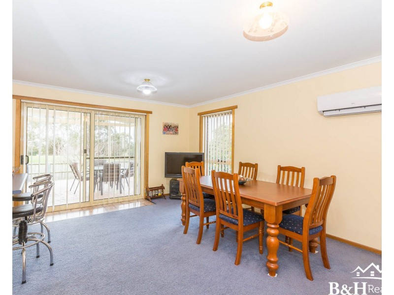 21 Pine Road, Penguin TAS 7316
