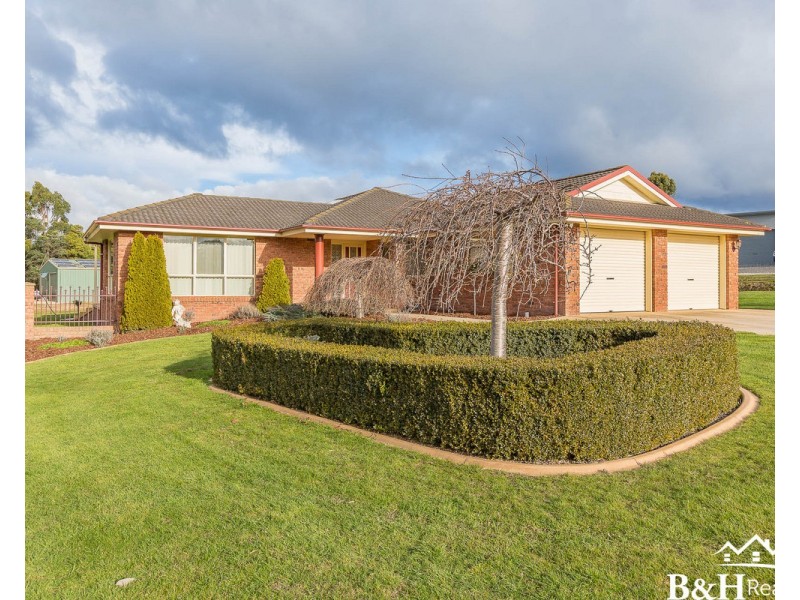 21 Pine Road, Penguin TAS 7316