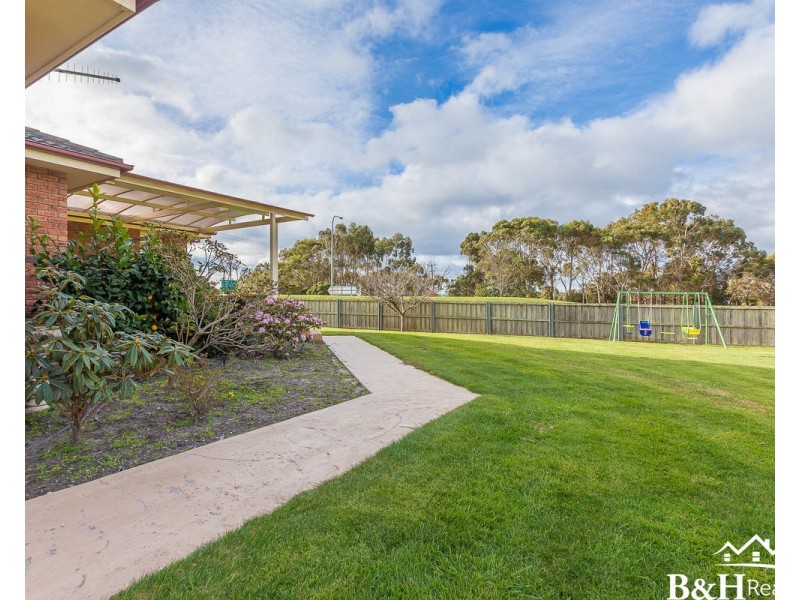 21 Pine Road, Penguin TAS 7316