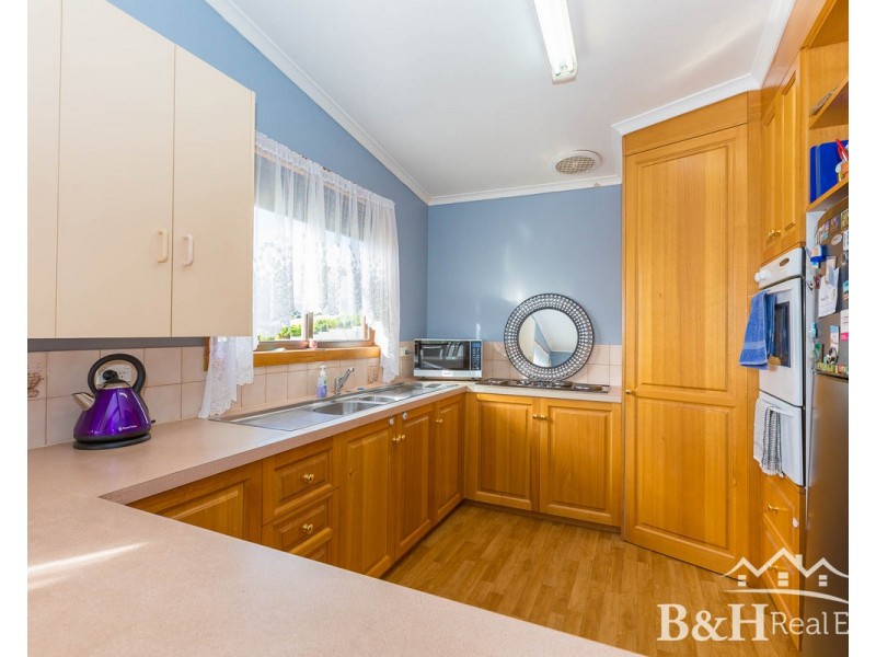25 Quinn Street, Penguin TAS 7316