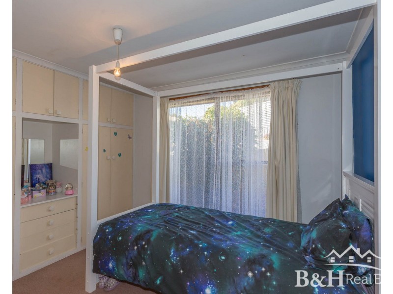 25 Quinn Street, Penguin TAS 7316