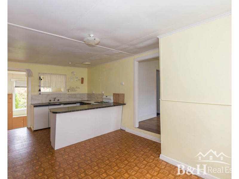 1/11 Jowett Street, West Ulverstone TAS 7315