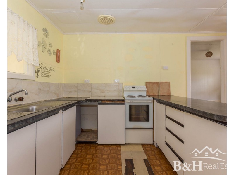 1/11 Jowett Street, West Ulverstone TAS 7315