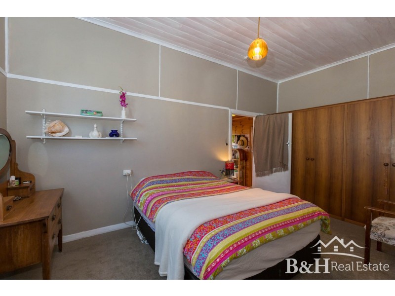 14 Linton Street, Upper Burnie TAS 7320
