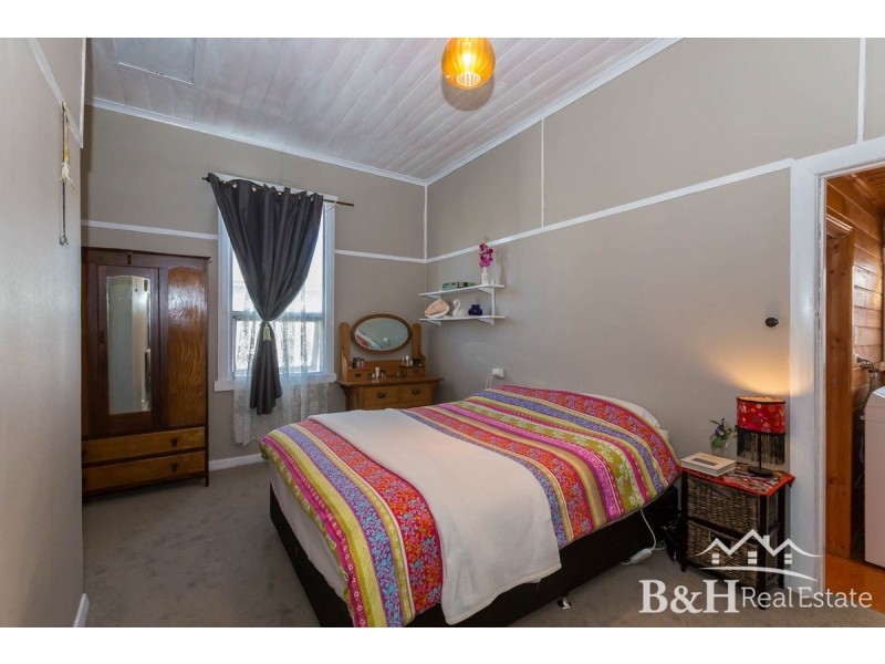 14 Linton Street, Upper Burnie TAS 7320
