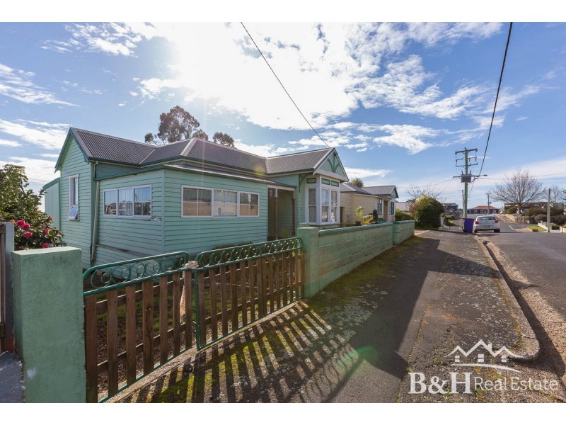 14 Linton Street, Upper Burnie TAS 7320