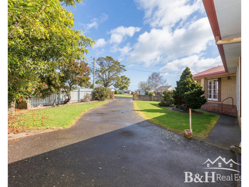 3 Highfield Crescent, West Ulverstone TAS 7315