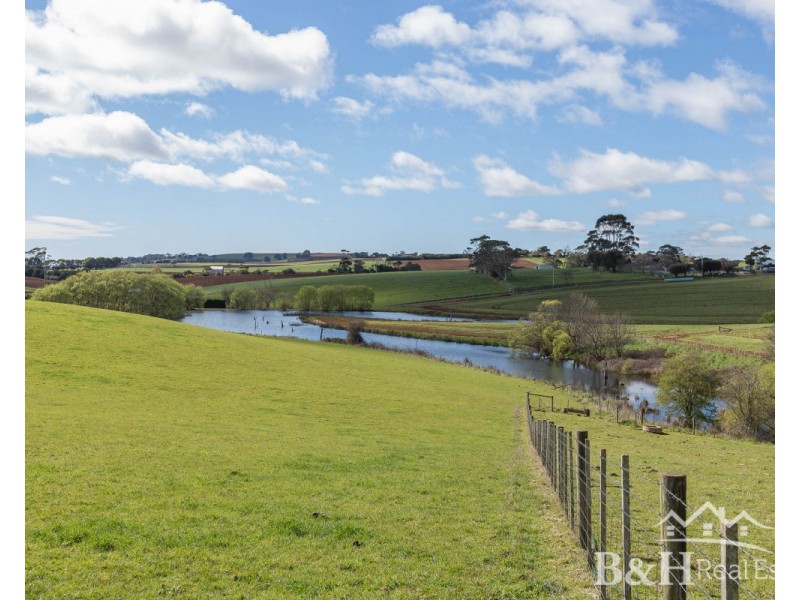 30 Dobsons Lane, Boat Harbour TAS 7321