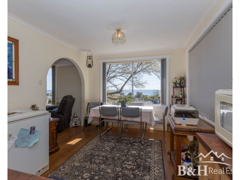 23 Quinn Street, Penguin TAS 7316