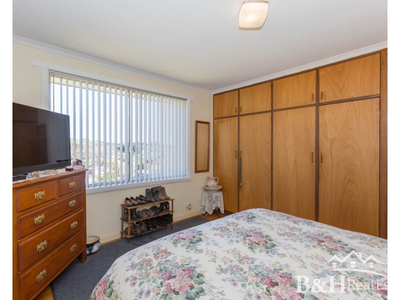 23 Quinn Street, Penguin TAS 7316