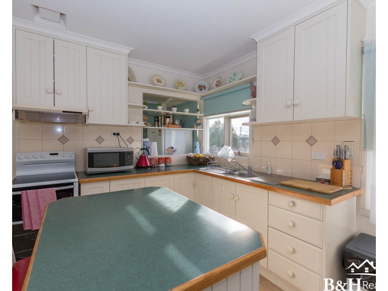 82 Turners Beach Road, Turners Beach TAS 7315
