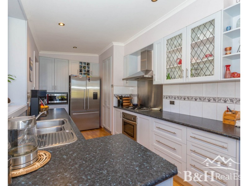 31 Deviation Road, Penguin TAS 7316