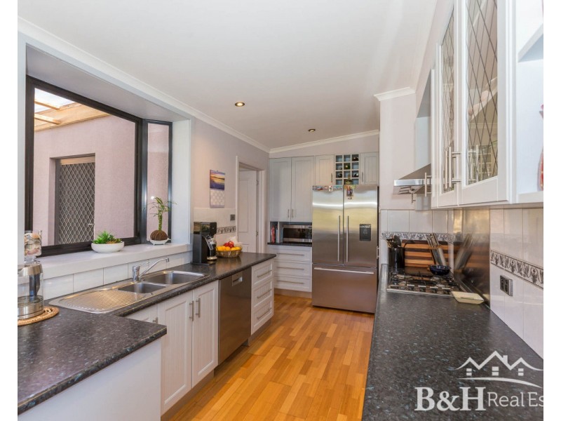 31 Deviation Road, Penguin TAS 7316