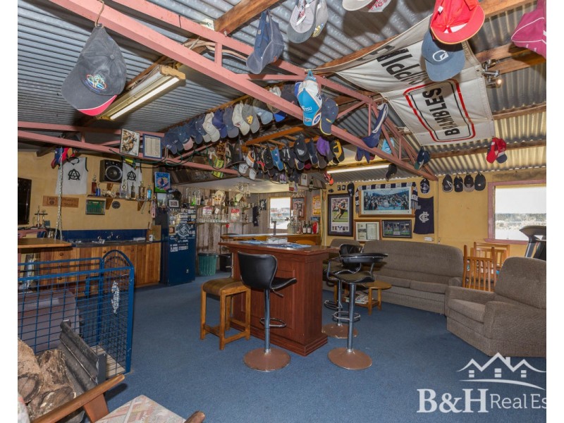 31 Deviation Road, Penguin TAS 7316