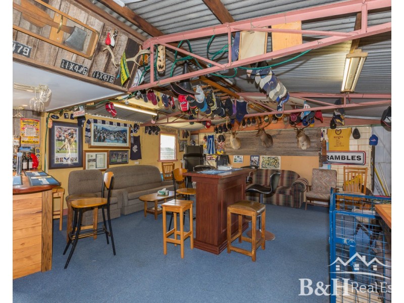 31 Deviation Road, Penguin TAS 7316