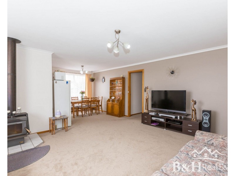 2 Jerling Street, West Ulverstone TAS 7315
