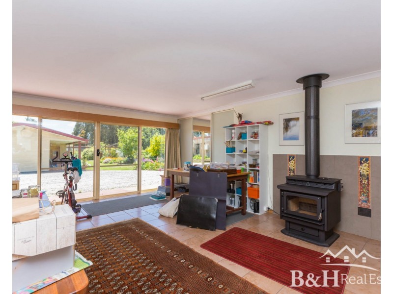 1001 Oldina Road, Oldina TAS 7325