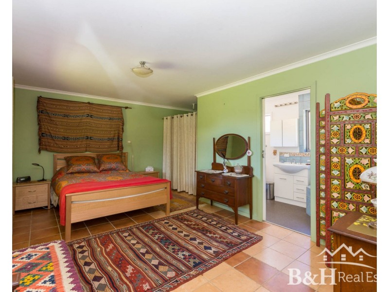 1001 Oldina Road, Oldina TAS 7325