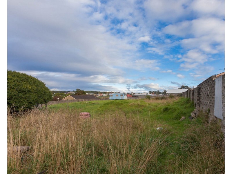 14 – 16 Federal Street, Upper Burnie TAS 7320