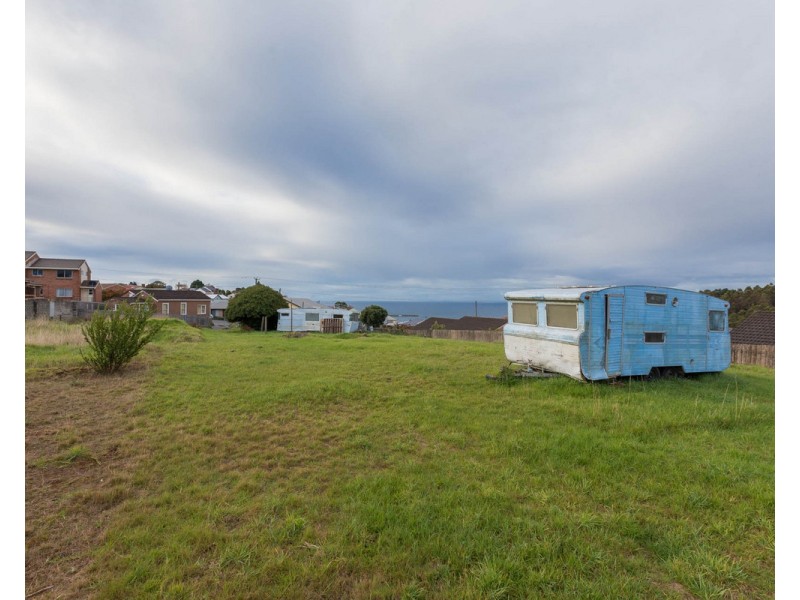 14 – 16 Federal Street, Upper Burnie TAS 7320