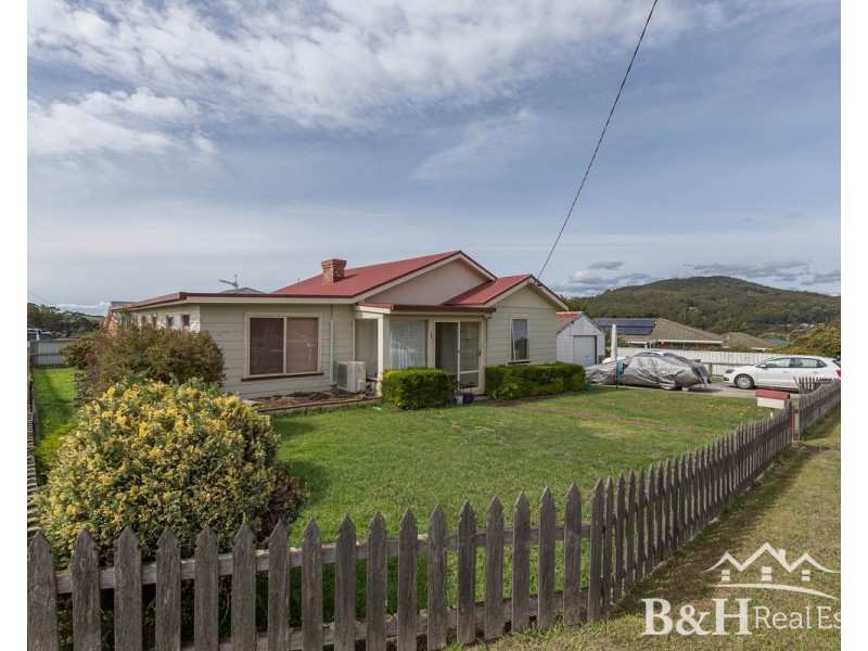 1 Dial Road, Penguin TAS 7316