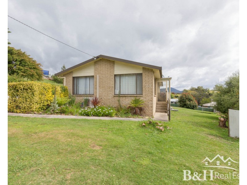 4 Reid Street, West Ulverstone TAS 7315