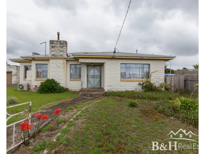 5 Hobbs Parade, West Ulverstone TAS 7315