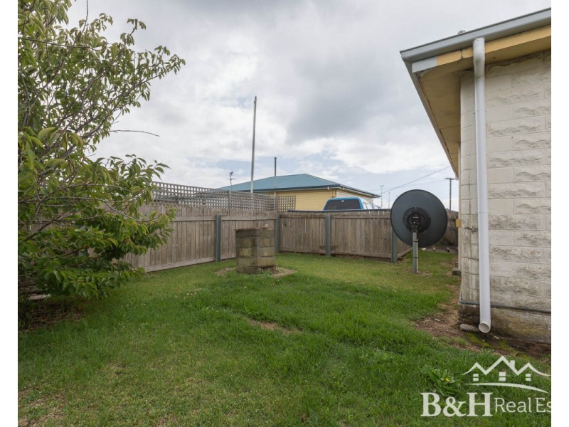 5 Hobbs Parade, West Ulverstone TAS 7315