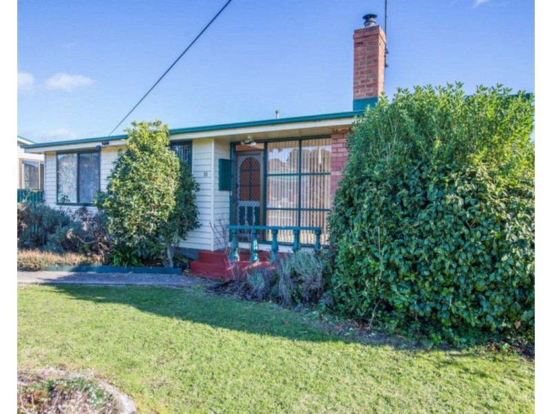 18 Gaffney Street, Ulverstone TAS 7315