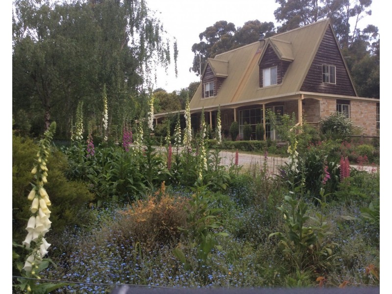 9 Olivers Road, West Ulverstone TAS 7315