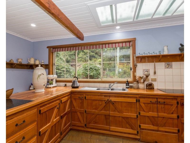 9 Olivers Road, West Ulverstone TAS 7315