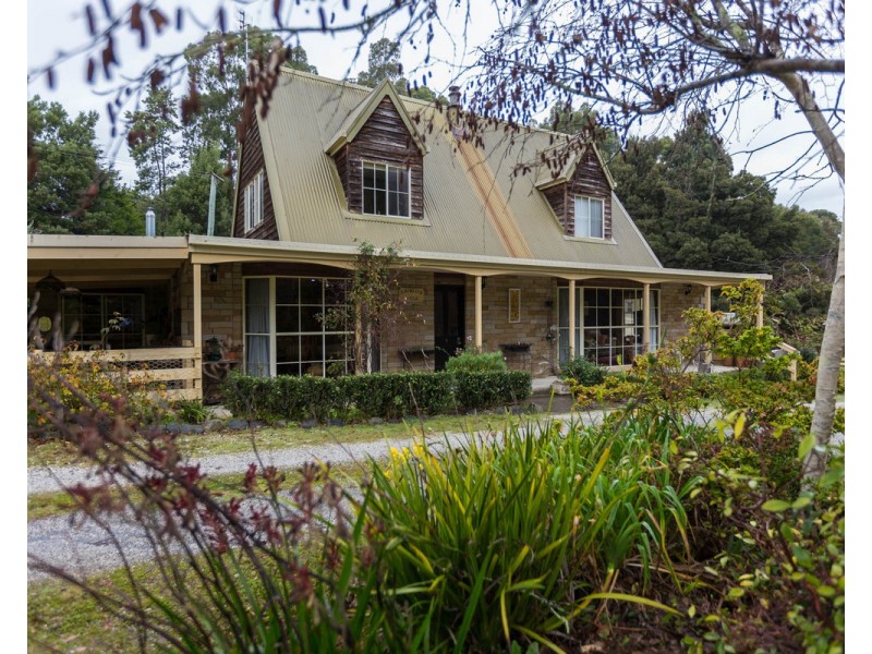9 Olivers Road, West Ulverstone TAS 7315