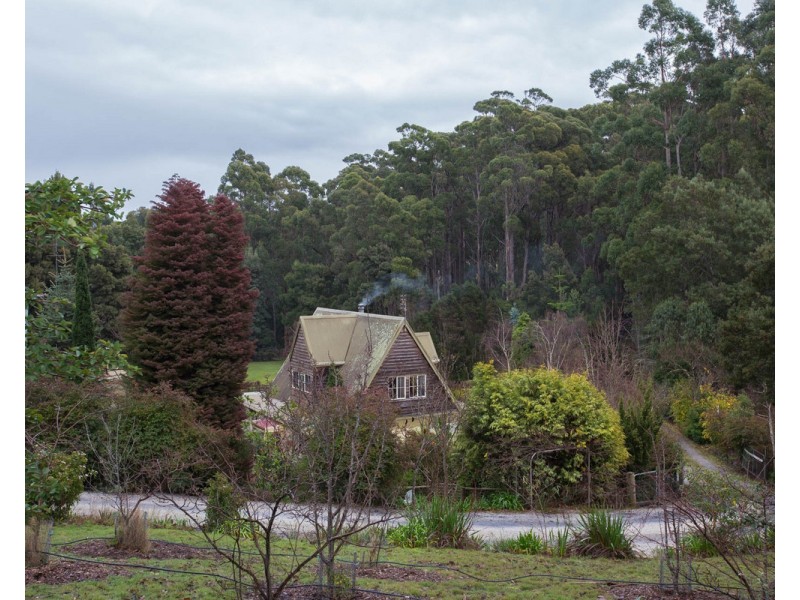9 Olivers Road, West Ulverstone TAS 7315