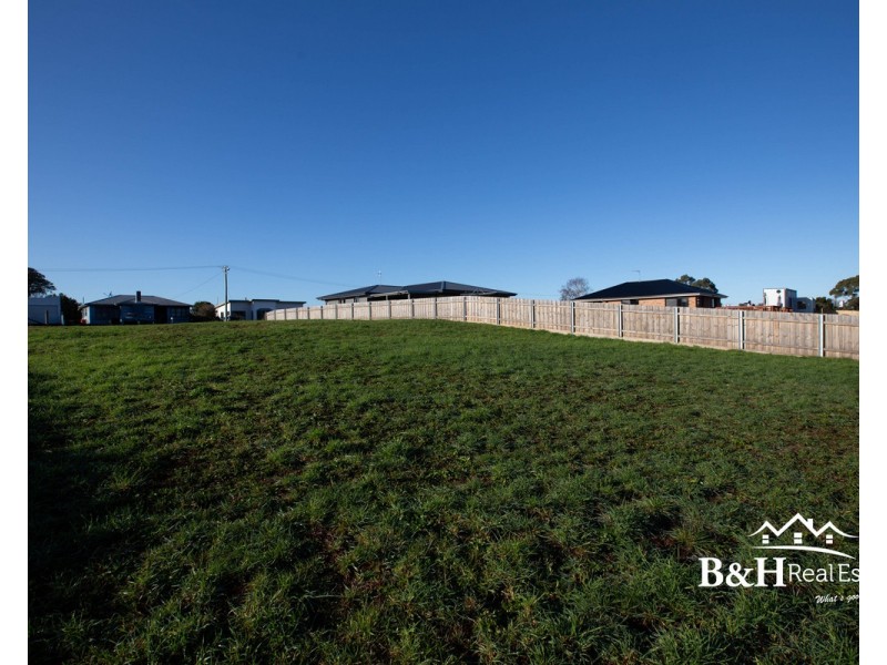 14 O’Grady Street, Havenview TAS 7320