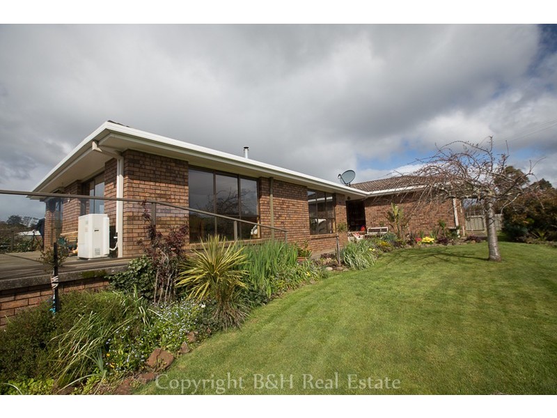 11864 Bass Highway, West Ulverstone TAS 7315