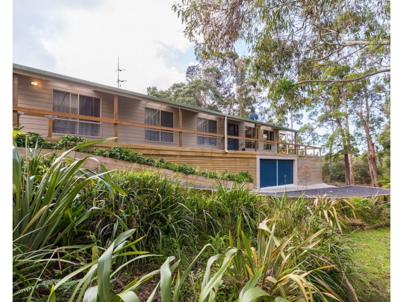 9 Kenelm Avenue, Sisters Beach TAS 7321