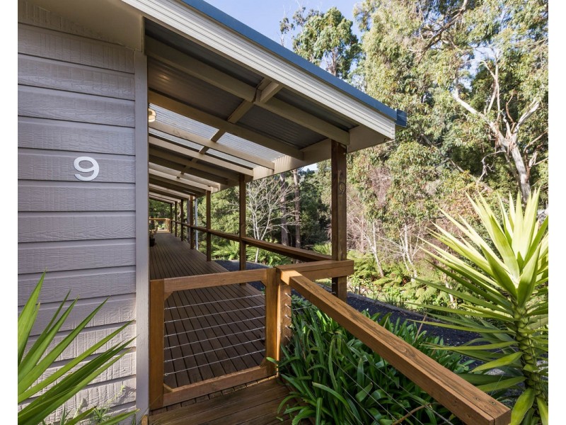 9 Kenelm Avenue, Sisters Beach TAS 7321