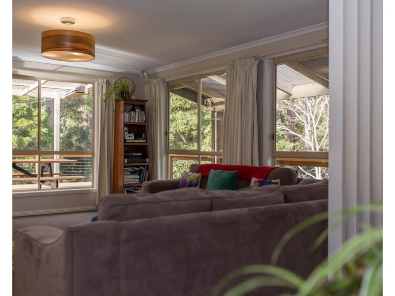 9 Kenelm Avenue, Sisters Beach TAS 7321