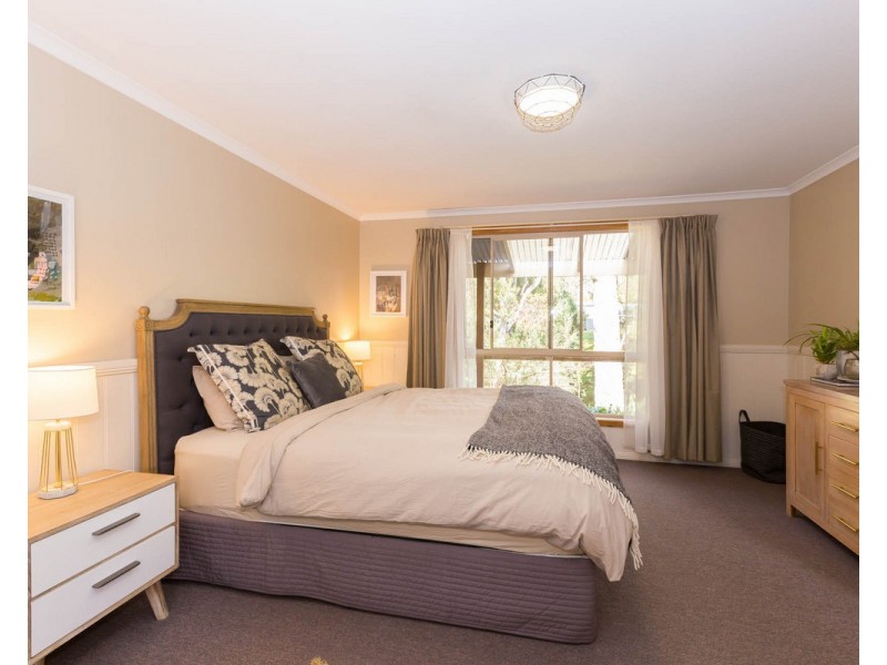 9 Kenelm Avenue, Sisters Beach TAS 7321