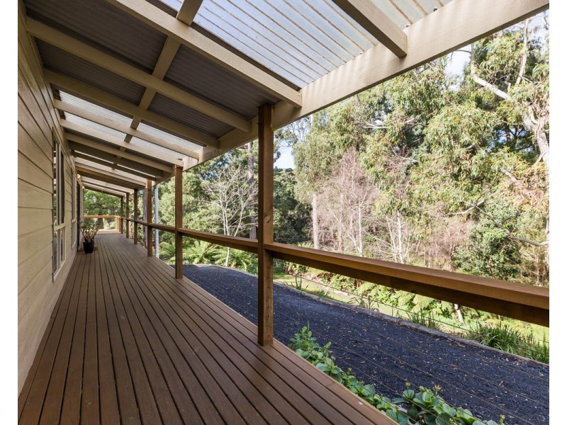 9 Kenelm Avenue, Sisters Beach TAS 7321